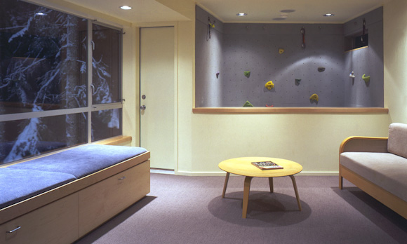 72EB748B3F1FAB87F5E9FC6A2666F5