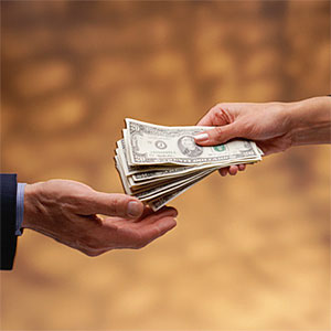 cash-exchange-300-E000249