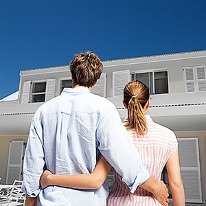 Home-Couple-300-00178201