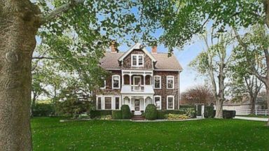 HT_jimmy_fallon_house_jtm_!31226_16x9t_384