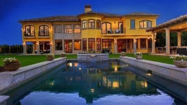 HT_kimye_house_jtm_!31226_16x9t_384