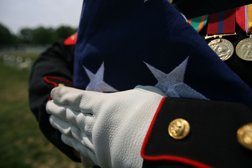 Flag_funeral500