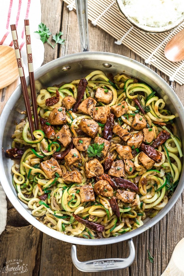 one-pan-kung-pao-chicken-zoodles-makes-the-perfect-easy-weeknight-meal-e1474714538114